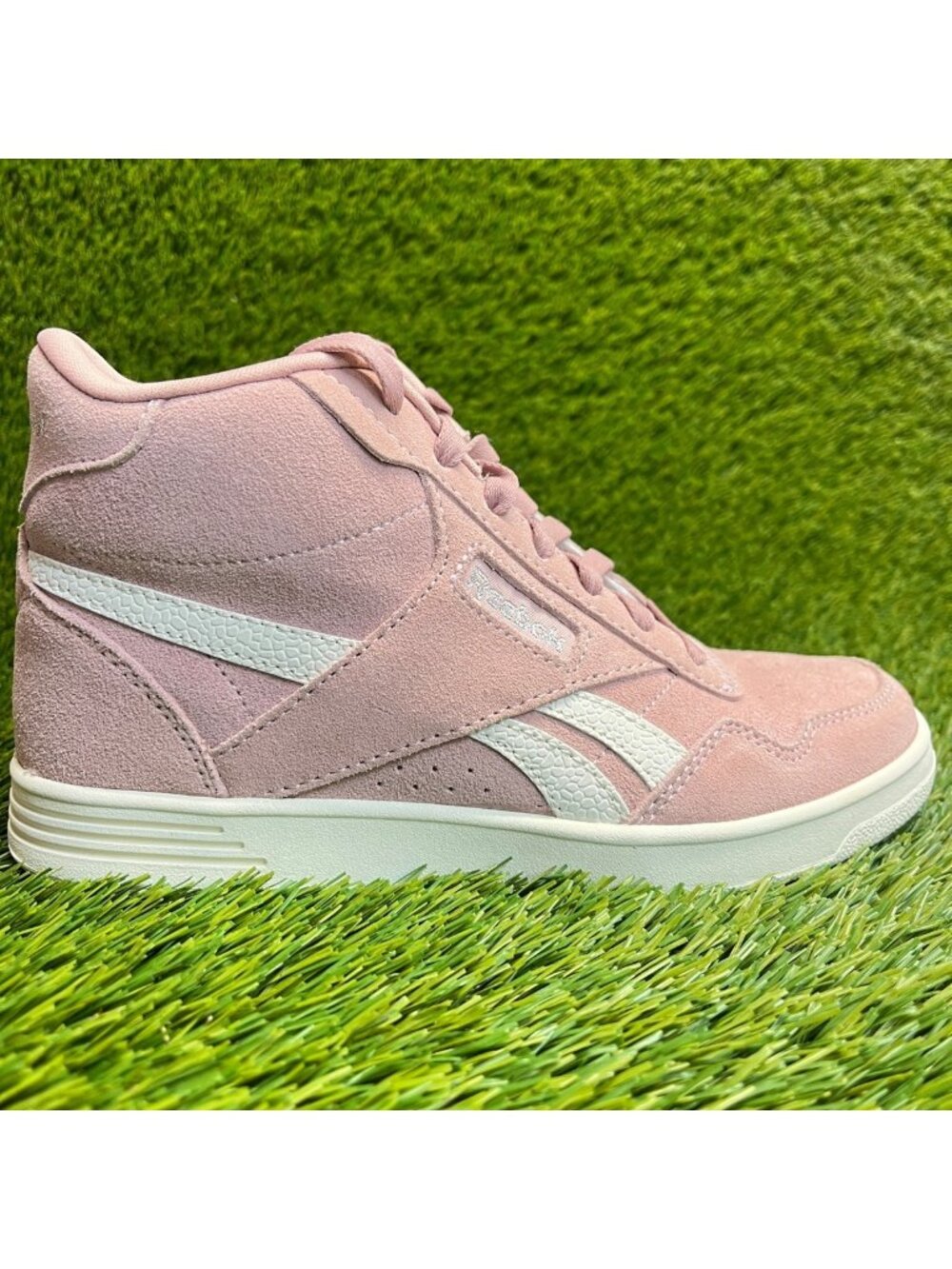 Reebok Club High Womens Size 6.5 Pink White Athletic Suede Shoes Sneakers